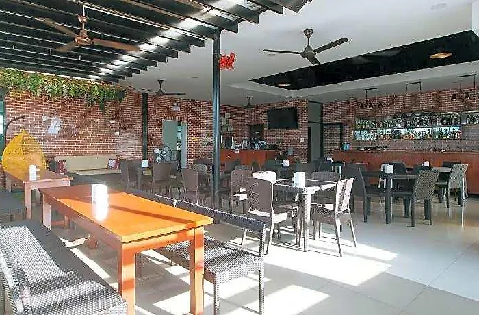 酒店 M28 And Quezon